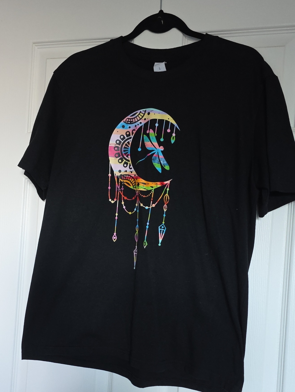 Black Graphic Tee with Rainbow Moon Design With Earrings